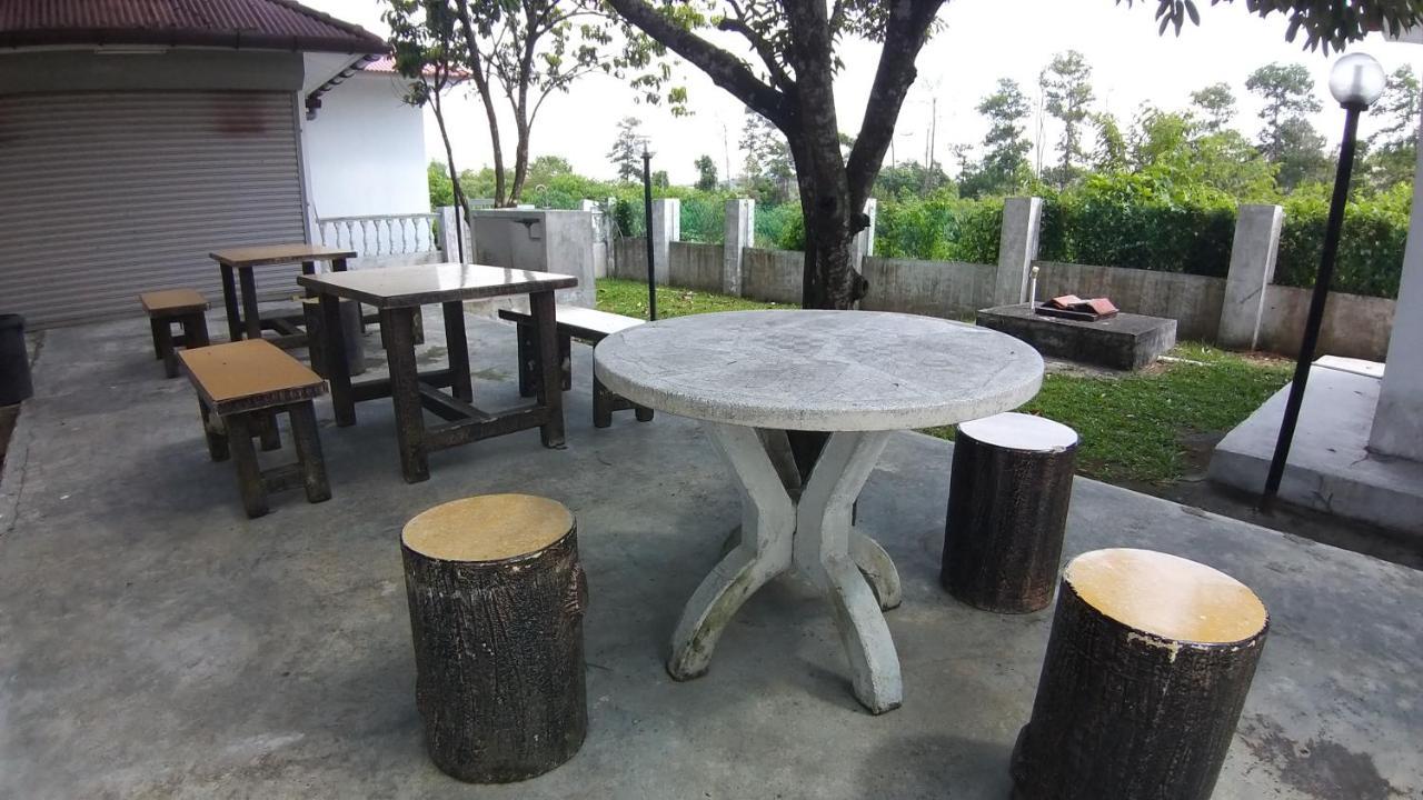 Seri Dusun Sepang Homestay & Event Space Esterno foto