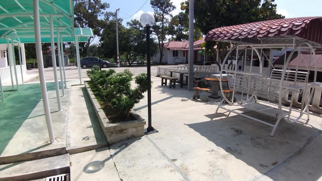 Seri Dusun Sepang Homestay & Event Space Esterno foto